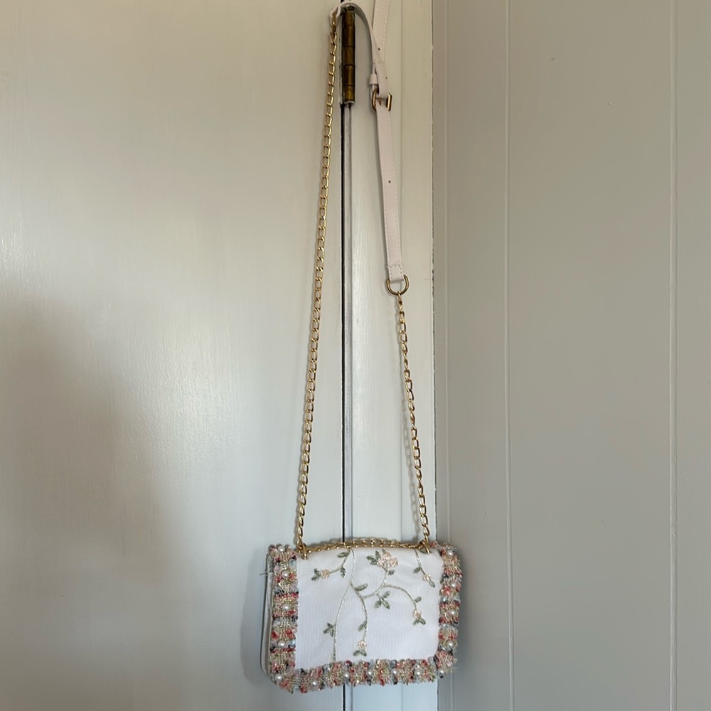 white lace with pearls purse